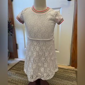 Wonder Nation, size 4-5.